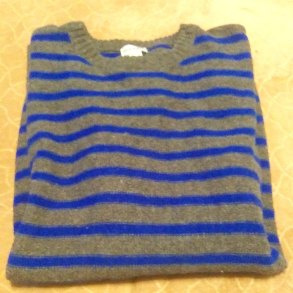 Old Navy Sweater